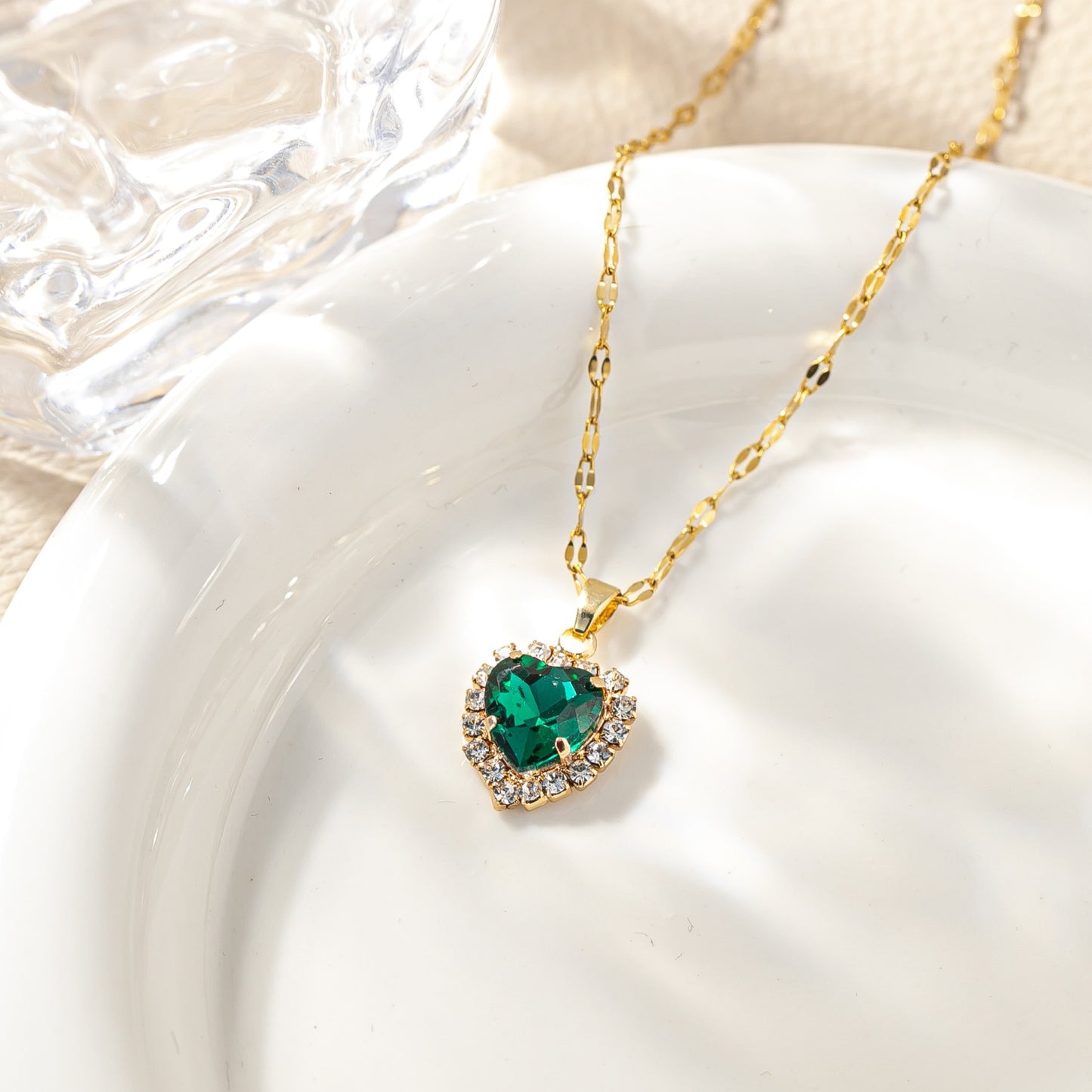 Hole green Heart shape zircon 304 Stainless Steel Non Tarnish Pendant Necklace