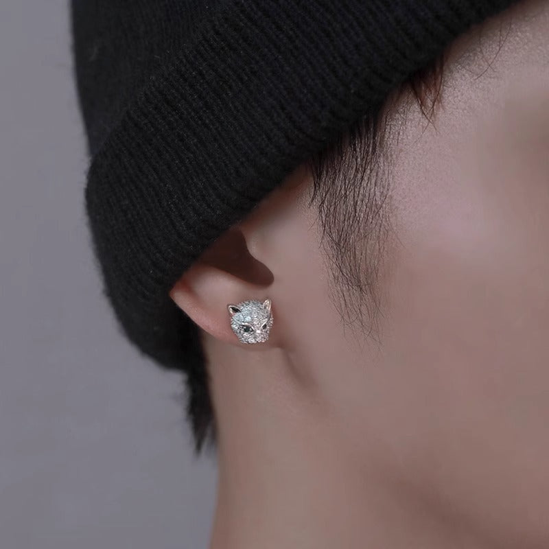 Leopard shape with zircone stones stainless steel stud