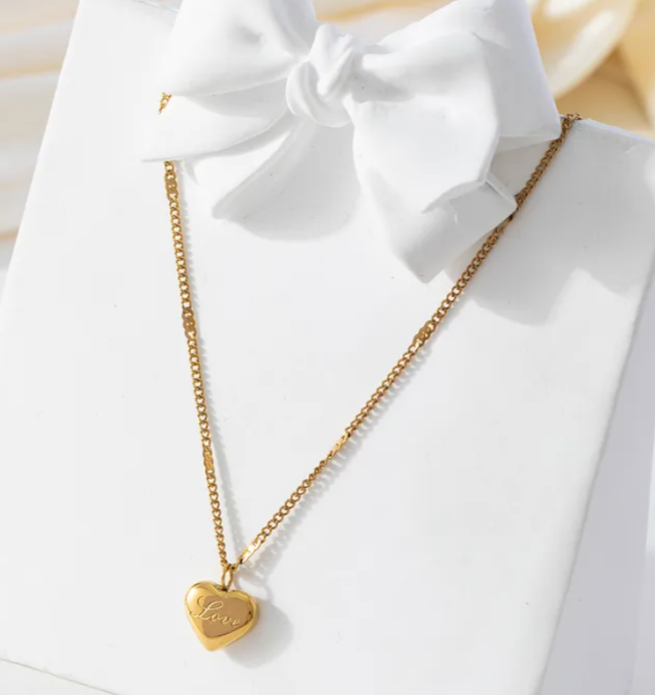 Elegant Cute Sweet Heart Shape 304 Stainless Steel Non Tarnish Pendant Necklace