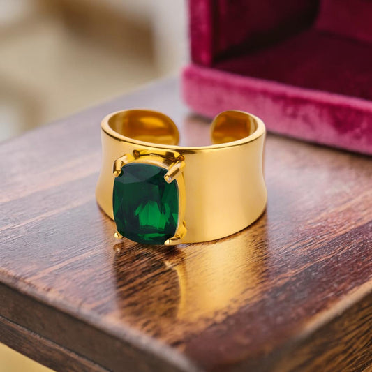 Luxury green stone 304 Stainless Steel Elegant Finger Ring Adjustable